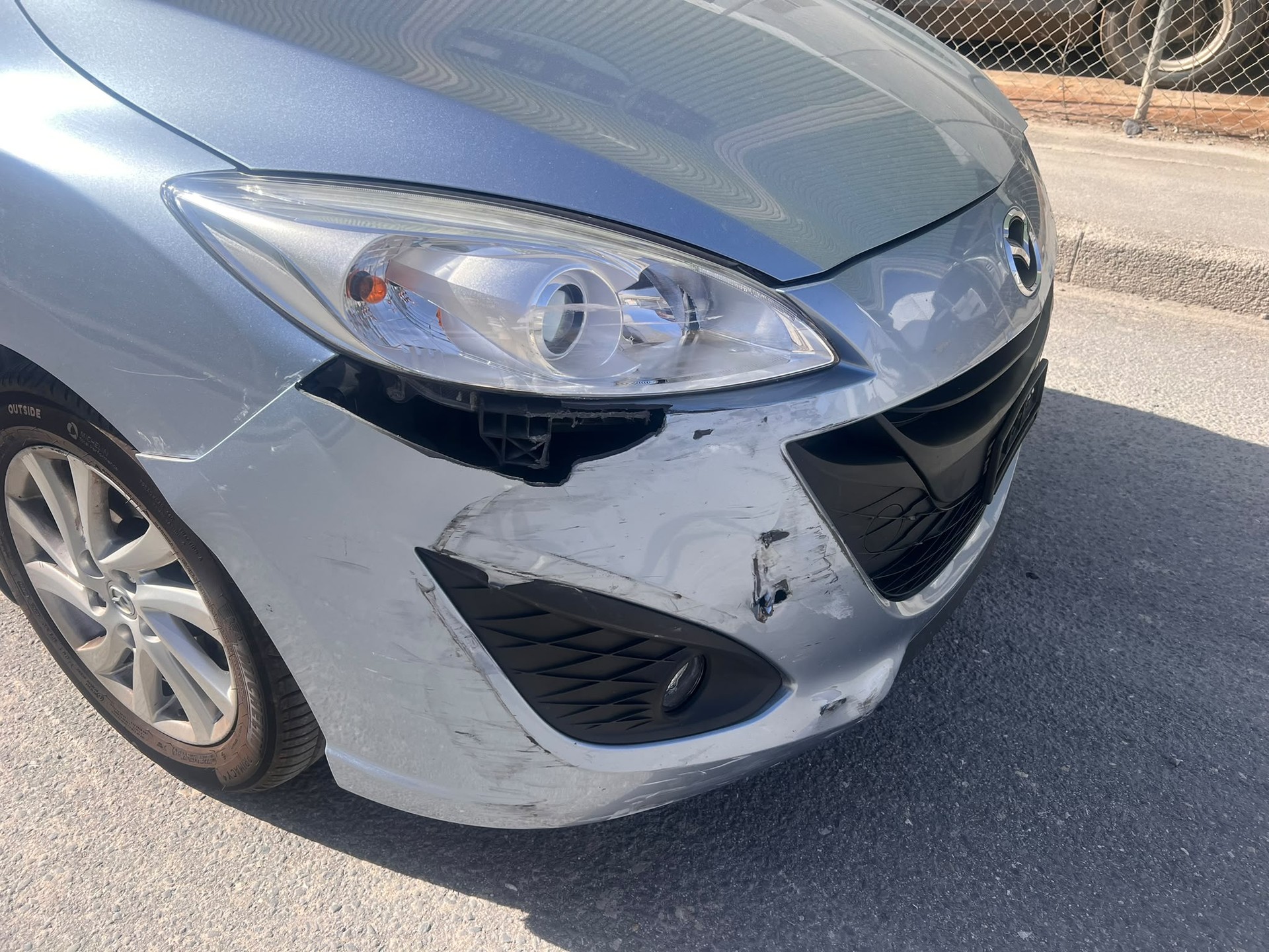 MAZDA 5 2.0 16V Exclusive-image-1