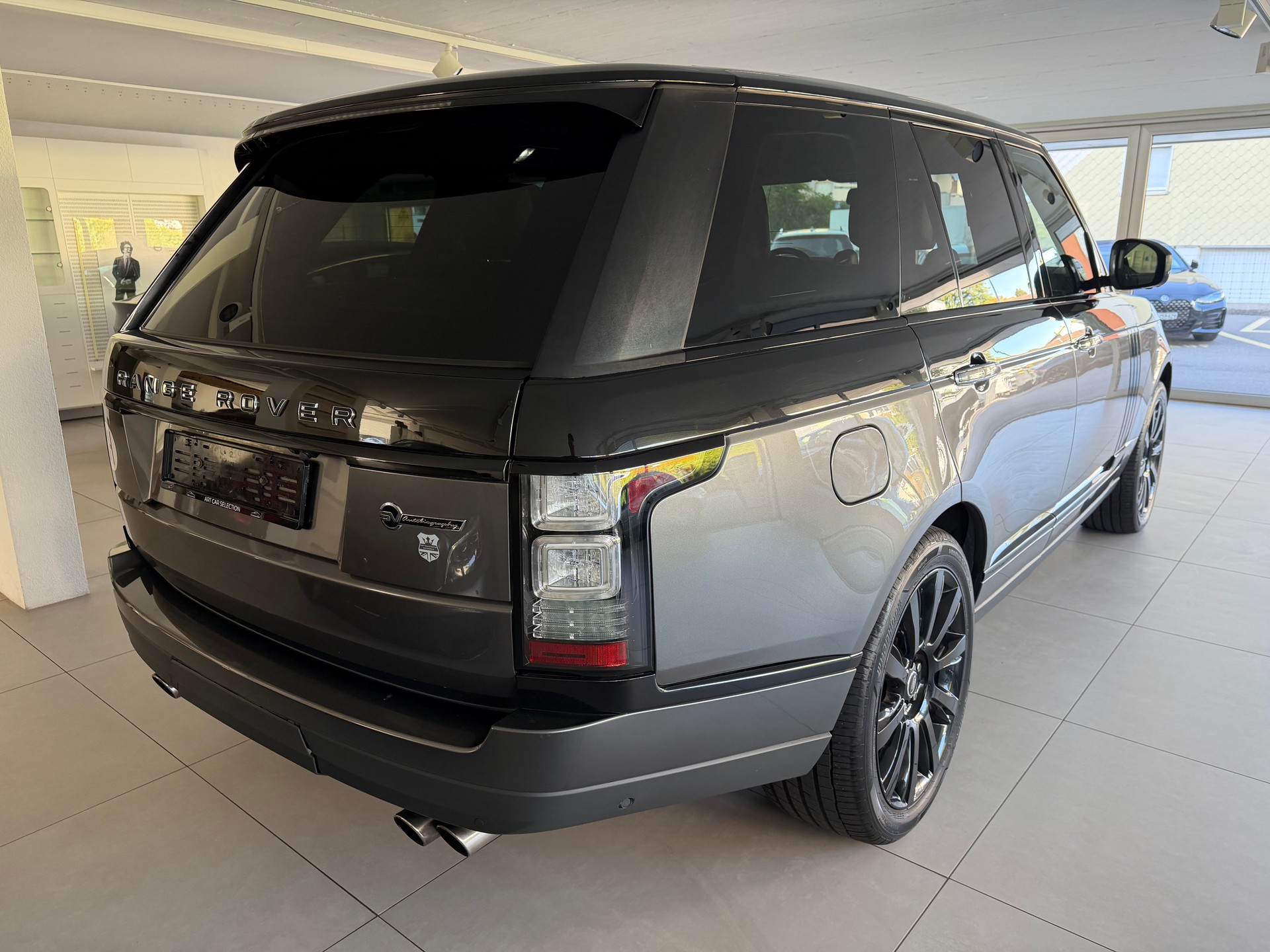 LAND ROVER Range Rover 5.0 V8 SC SV Autobiography Automatic-image-5