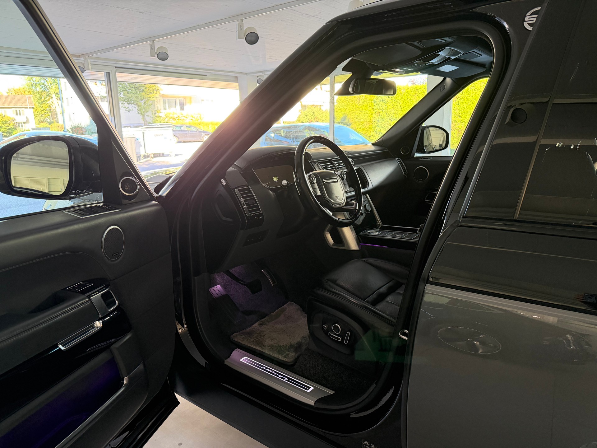 LAND ROVER Range Rover 5.0 V8 SC SV Autobiography Automatic-image-8