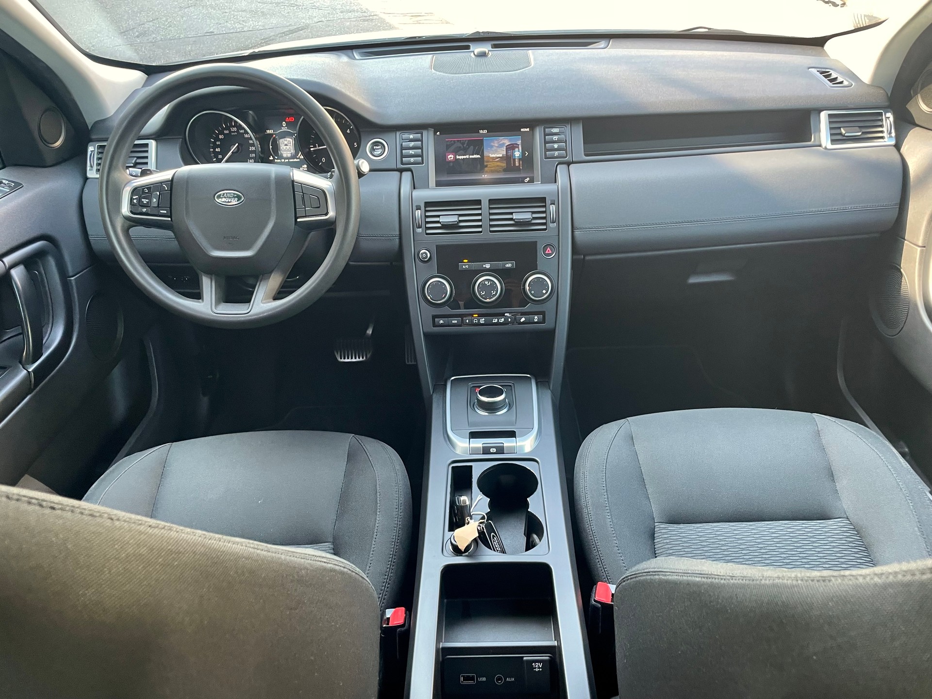 LAND ROVER Discovery Sport 2.0 TD4 Pure AT9-image-5