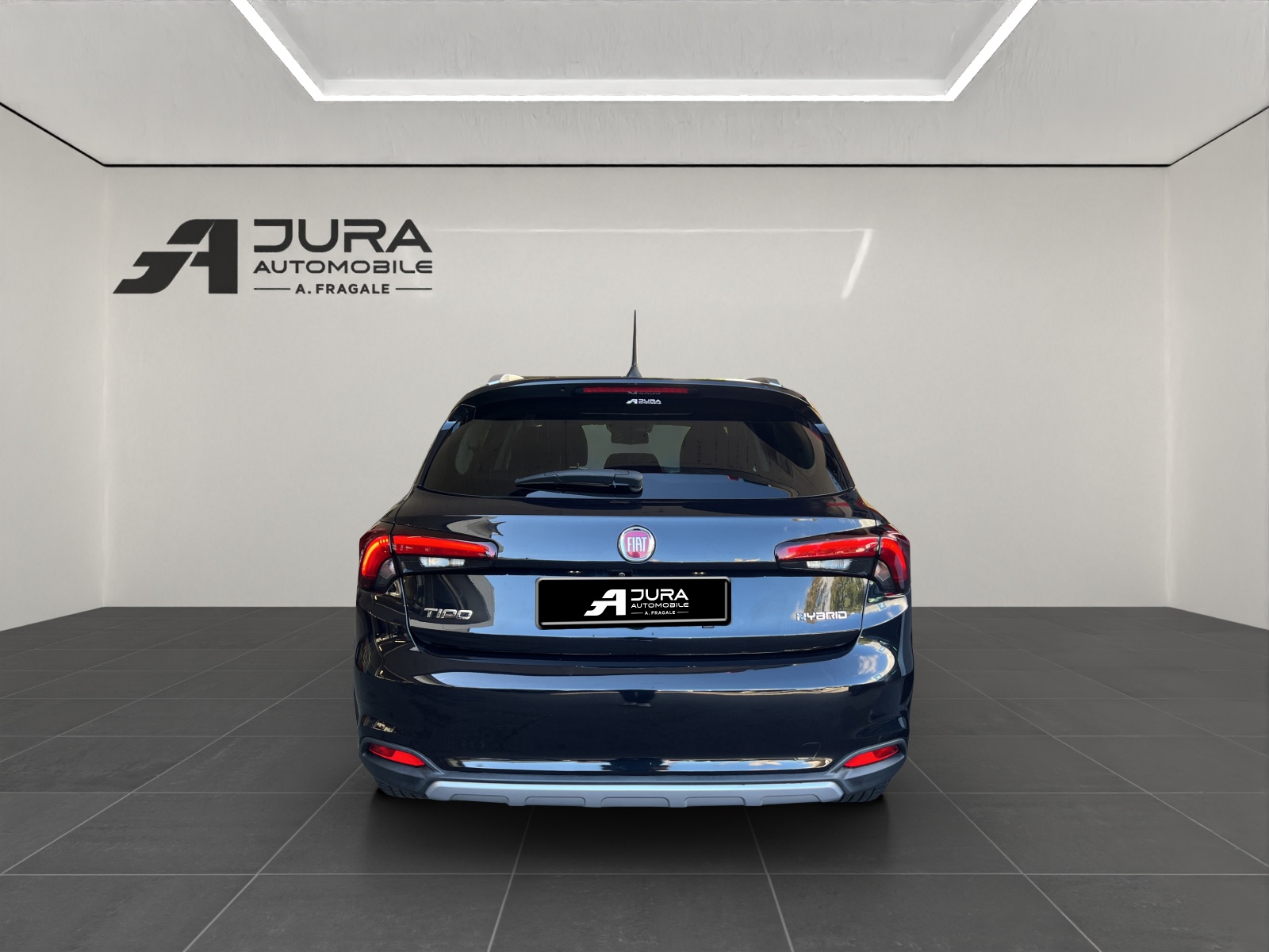 FIAT Tipo 1.5 Hybrid Cross-image-5