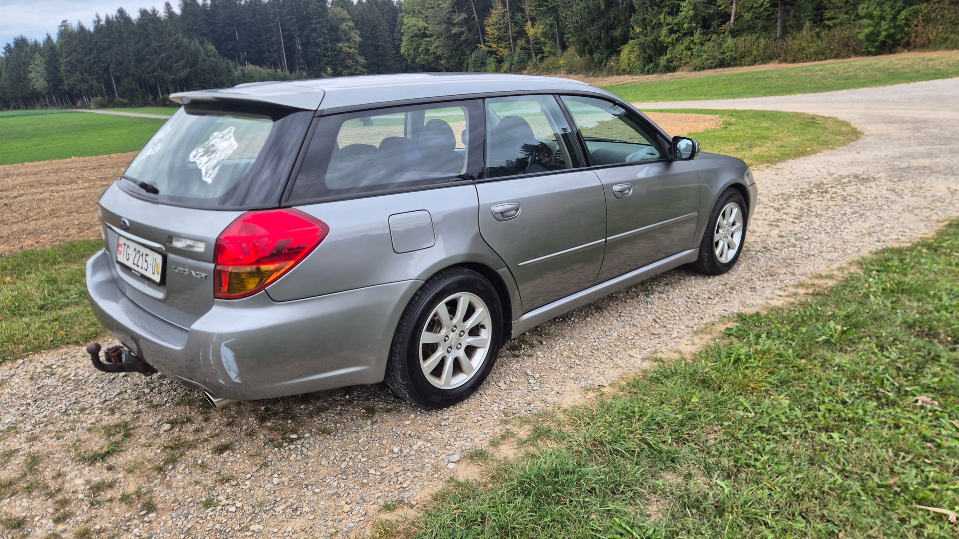 SUBARU Legacy 2.0R AWD Swiss-image-2