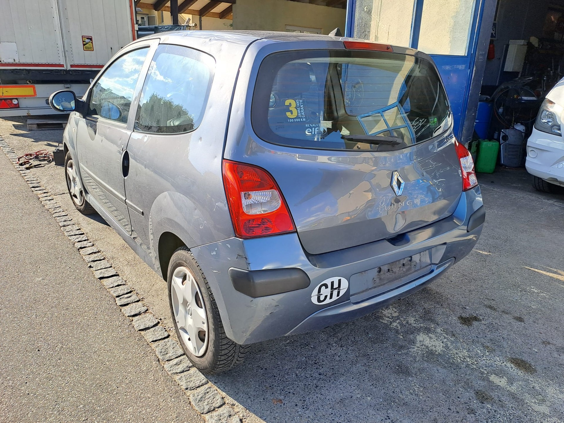 RENAULT Twingo 1.2 Authentique Advantage-image-4