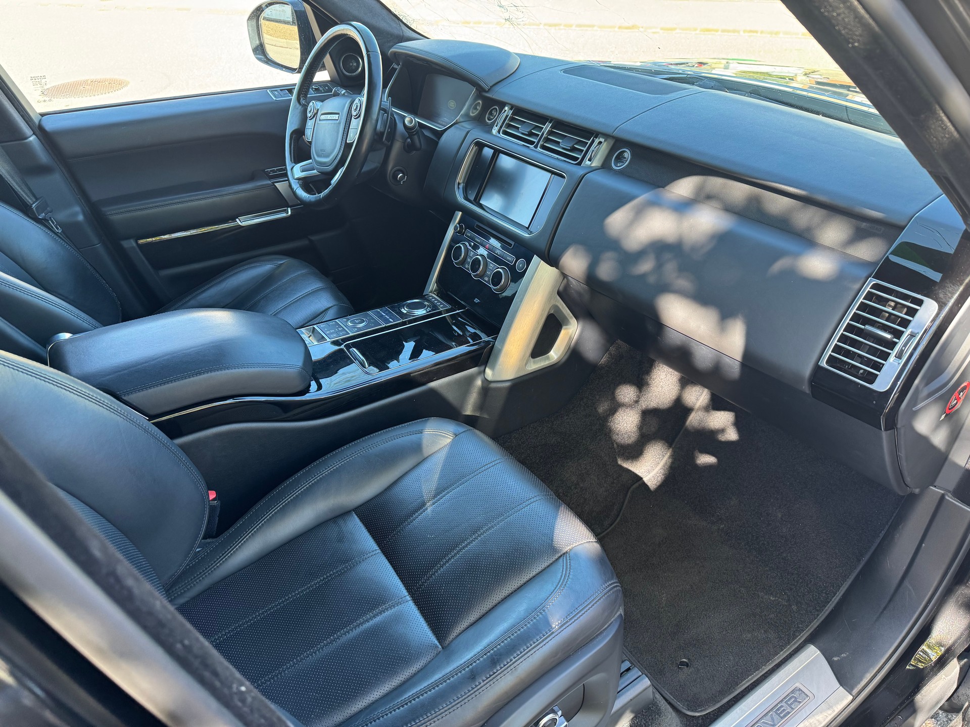 LAND ROVER Range Rover LWB 5.0 V8 SC Autobiography Automatic-image-9