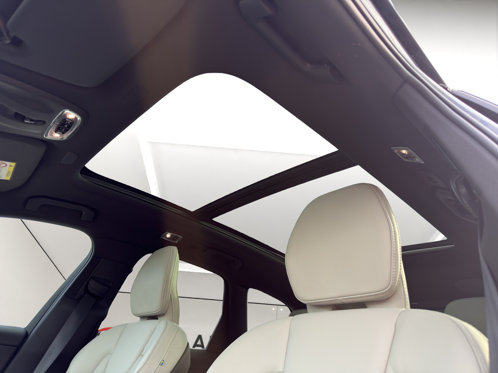 VOLVO XC60 2.0 T8 TE Inscription eAWD-image-12