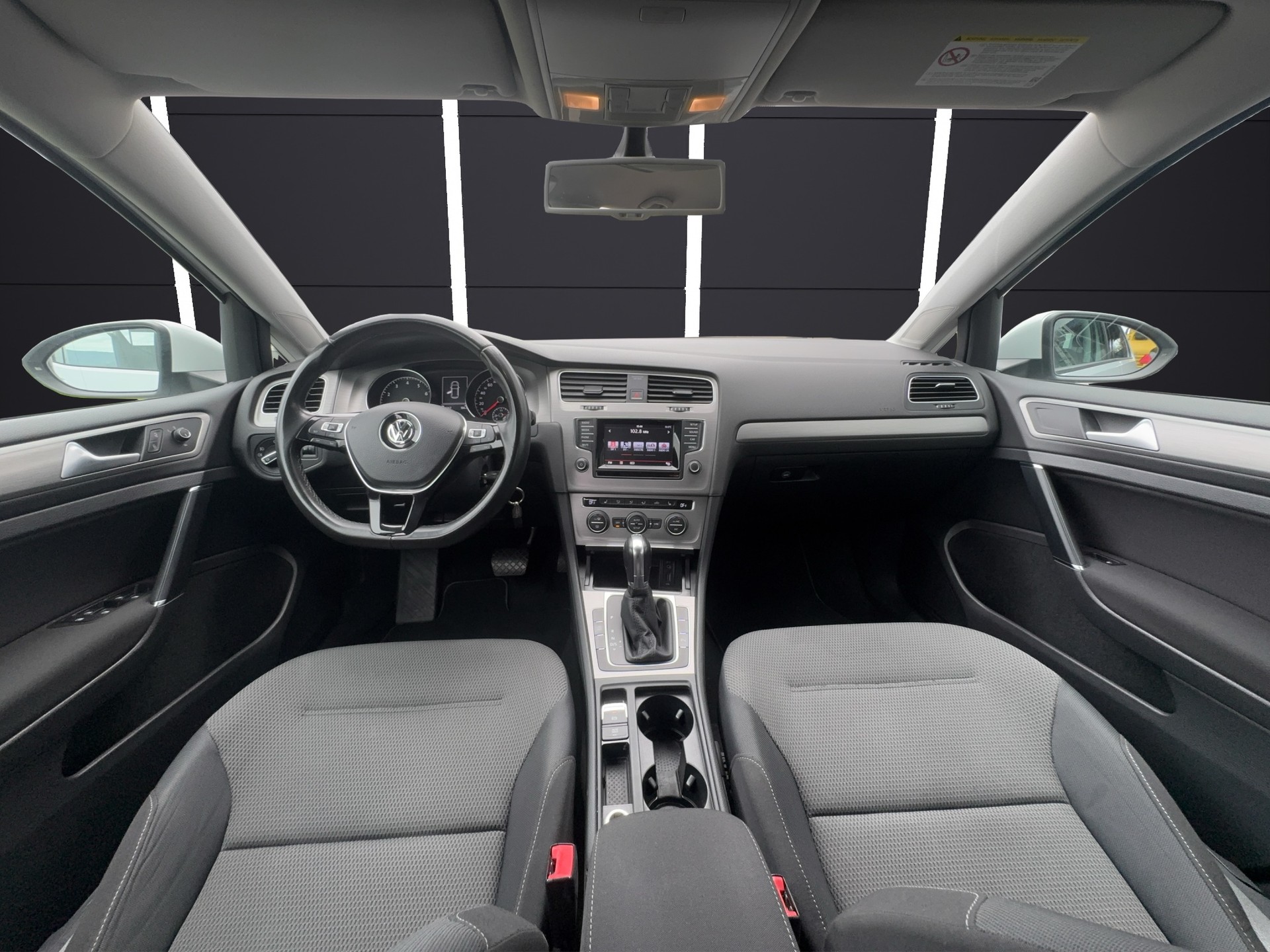 VW Golf 1.4 TSI Highline DSG-image-12