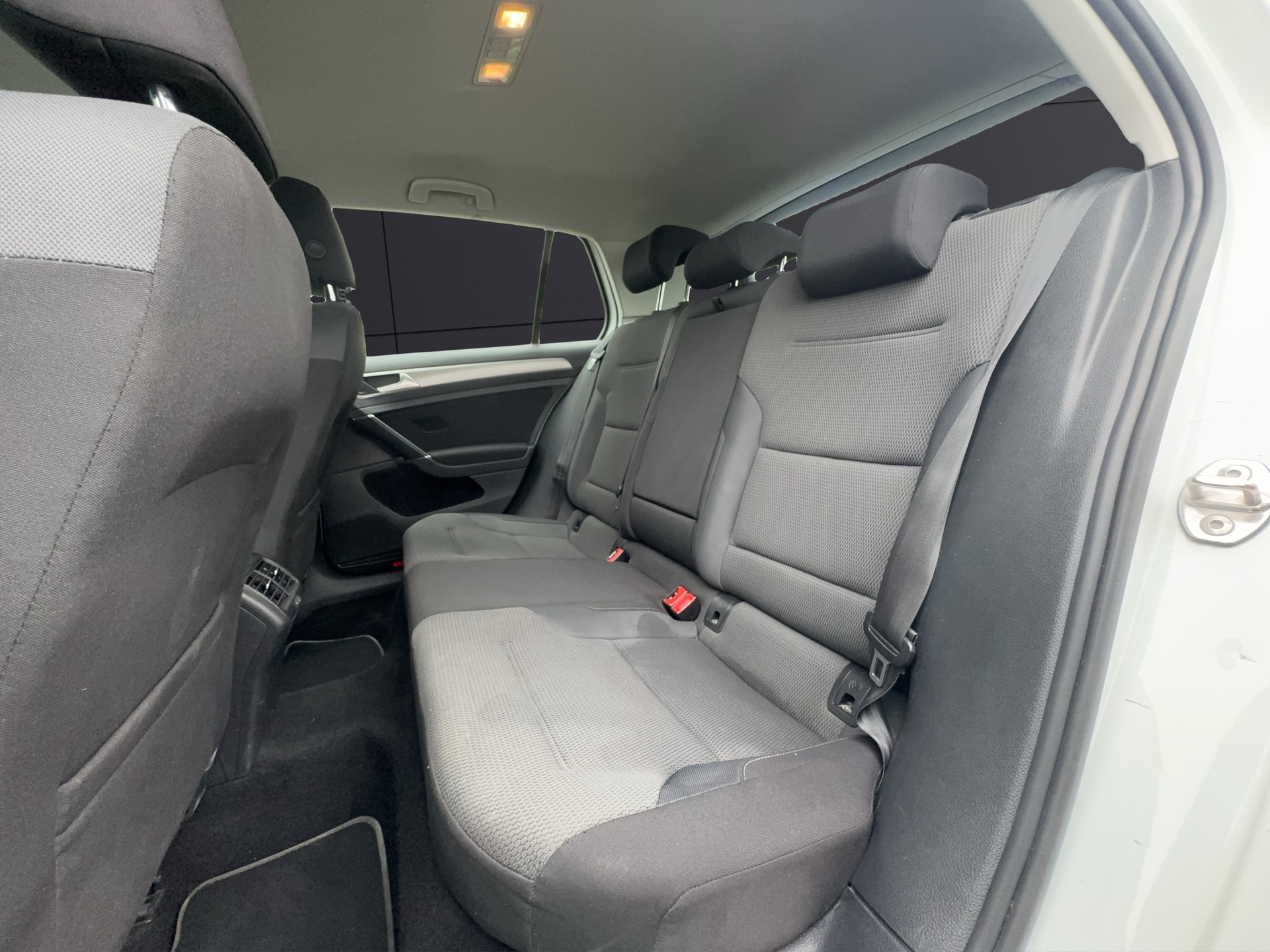 VW Golf 1.4 TSI Highline DSG-image-13