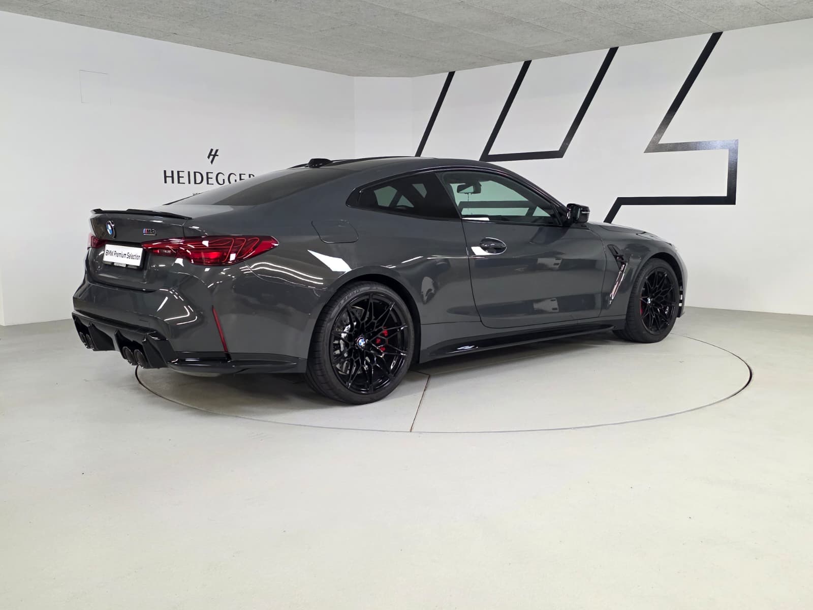 BMW M4 Coupé Competition M xDrive-image-4