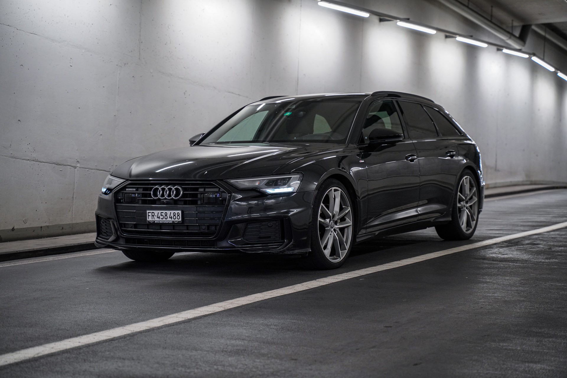 AUDI A6 Avant 40 TDI Sport quattro S-tronic-image-0