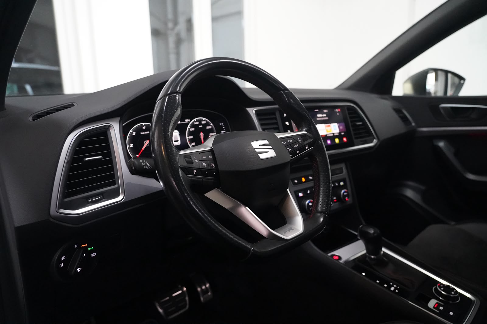 SEAT Ateca 2.0 TDI CR Hola FR DSG 4Drive-image-12