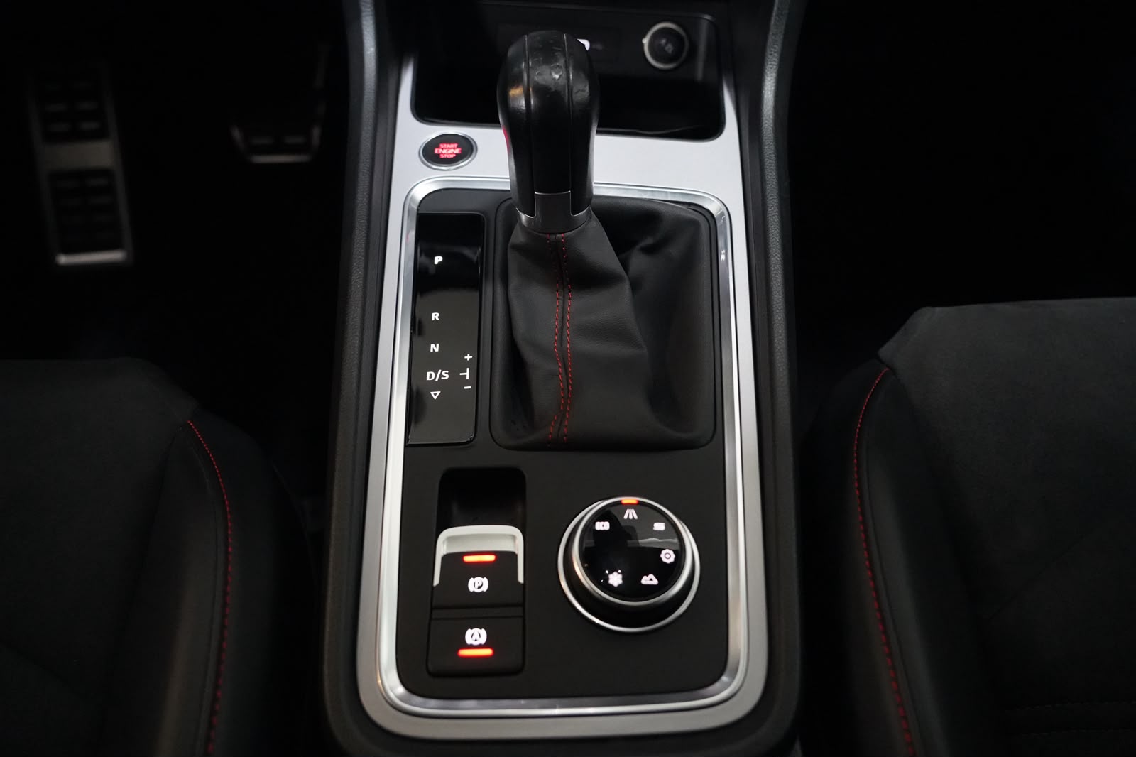SEAT Ateca 2.0 TDI CR Hola FR DSG 4Drive-image-20