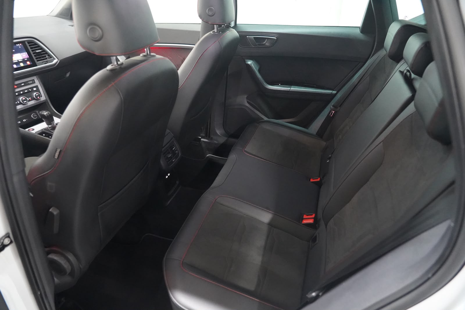 SEAT Ateca 2.0 TDI CR Hola FR DSG 4Drive-image-14