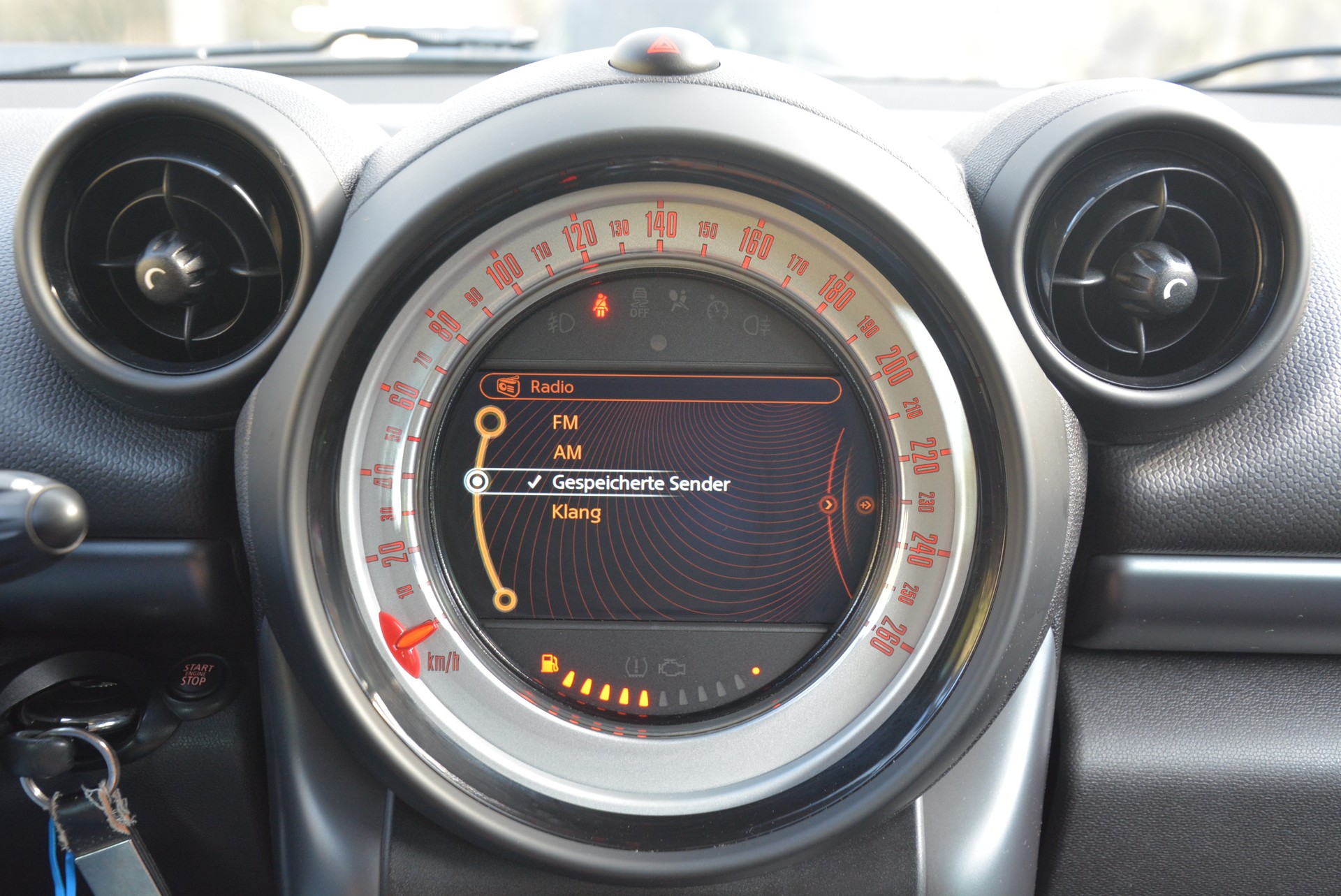 MINI Countryman Cooper S ALL4 Snowhill-image-8