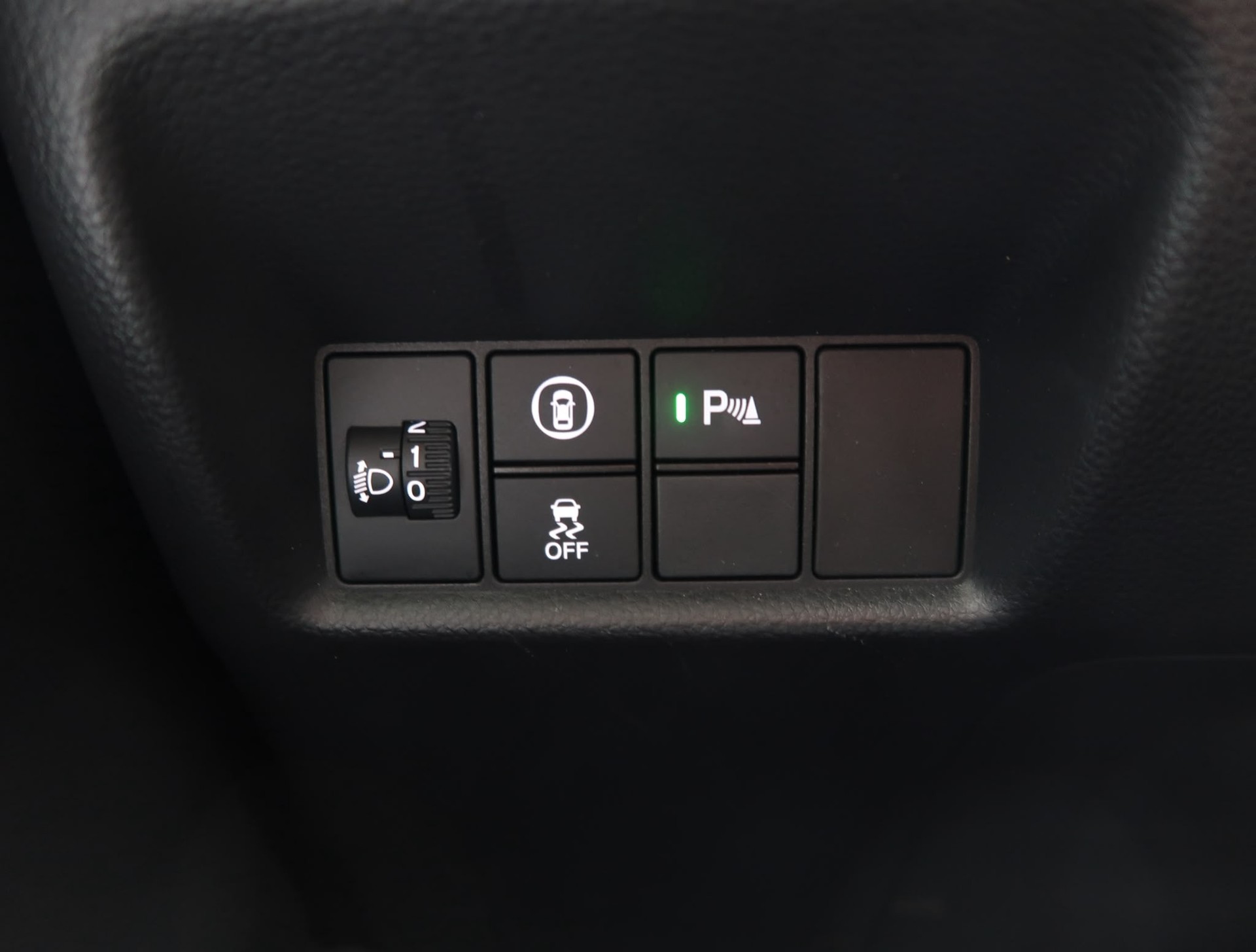 HONDA Jazz 1.5i-MMD Executive E-CVT-image-24