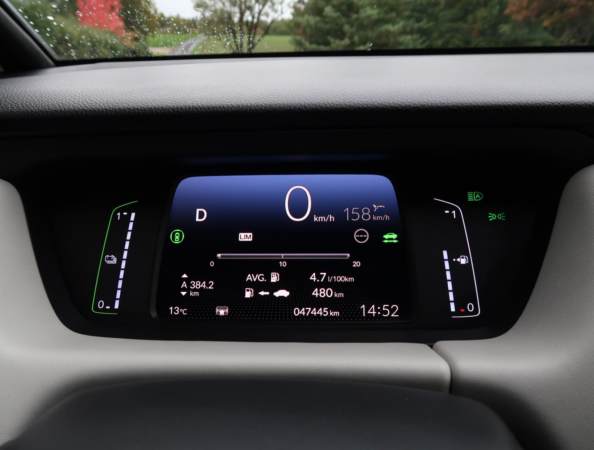 HONDA Jazz 1.5i-MMD Executive E-CVT-image-22