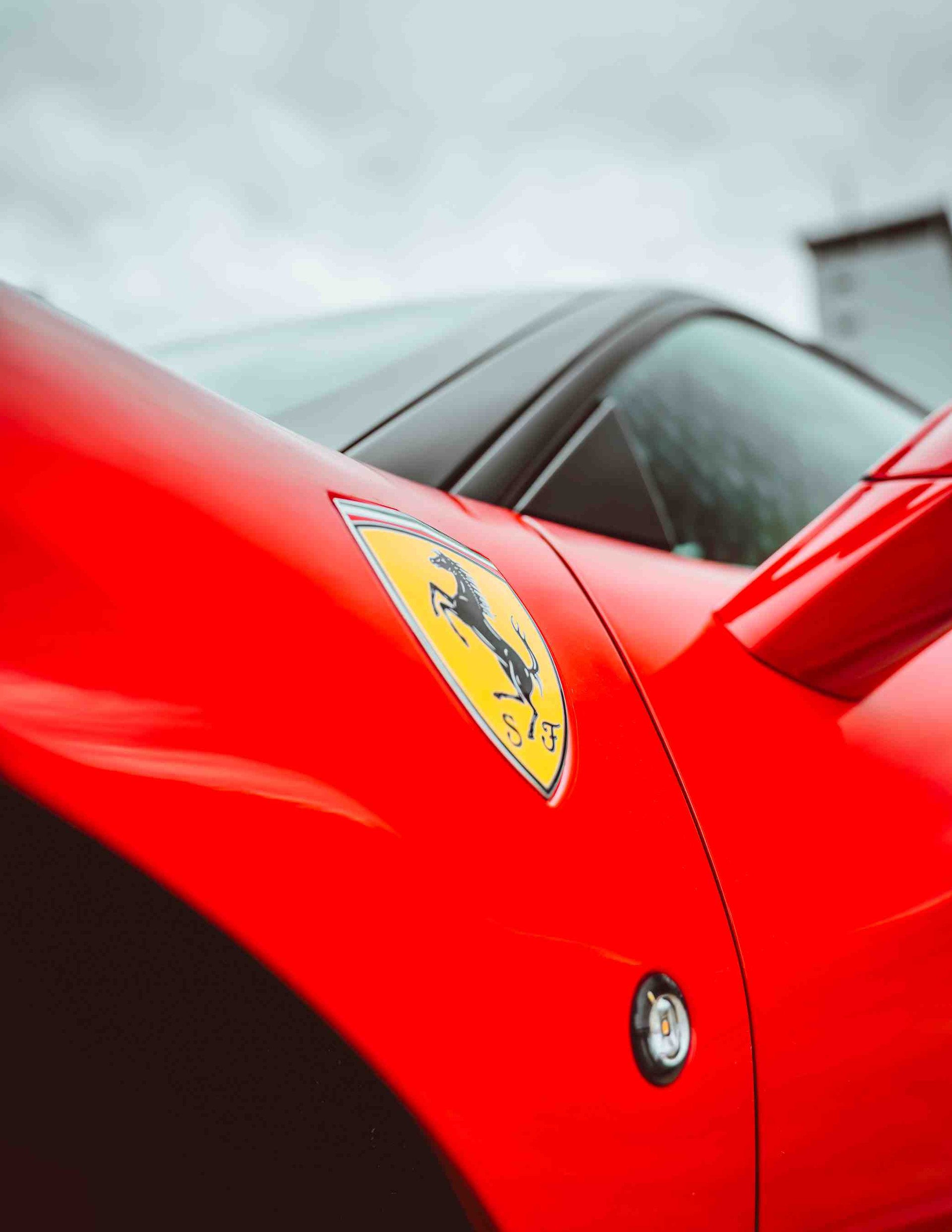 FERRARI F8 Tributo-image-22