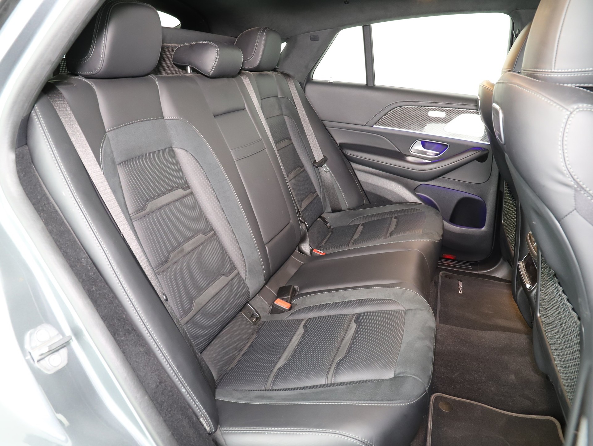 MERCEDES-BENZ GLE Coupé 53AMG-image-12