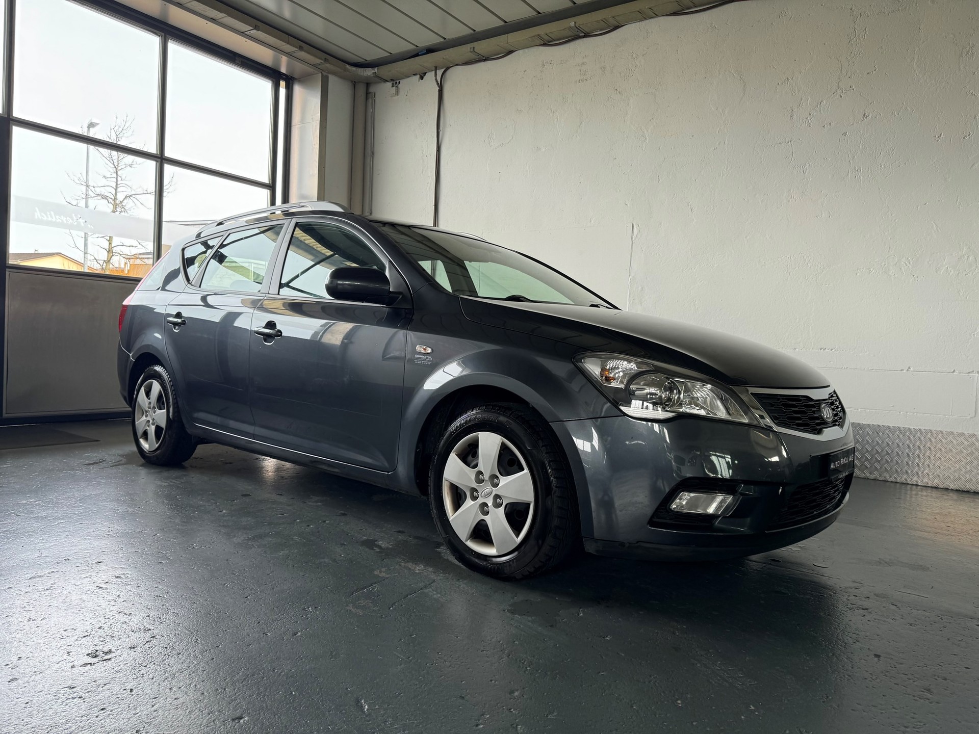 KIA Ceed Sporty Wagon 1.4 16V  _seven-image-1