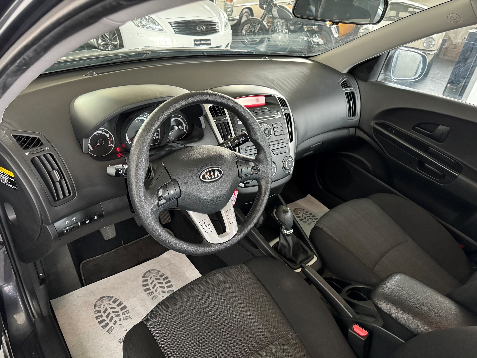 KIA Ceed Sporty Wagon 1.4 16V  _seven-image-10