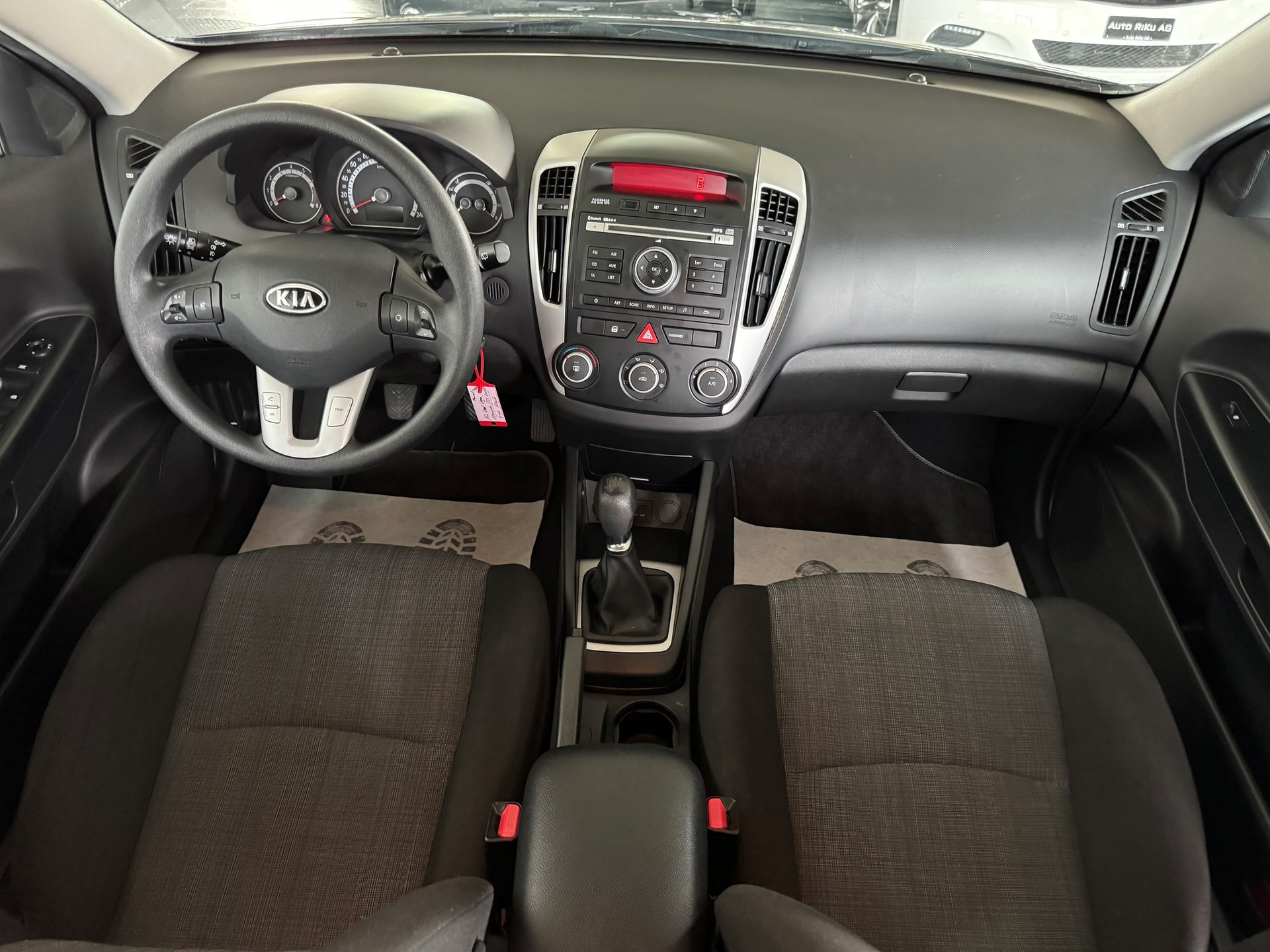 KIA Ceed Sporty Wagon 1.4 16V  _seven-image-11