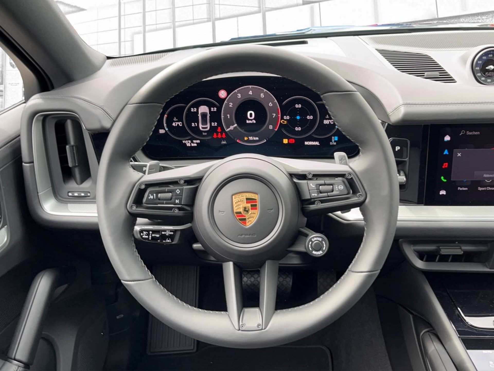 PORSCHE Cayenne Coupé-image-13