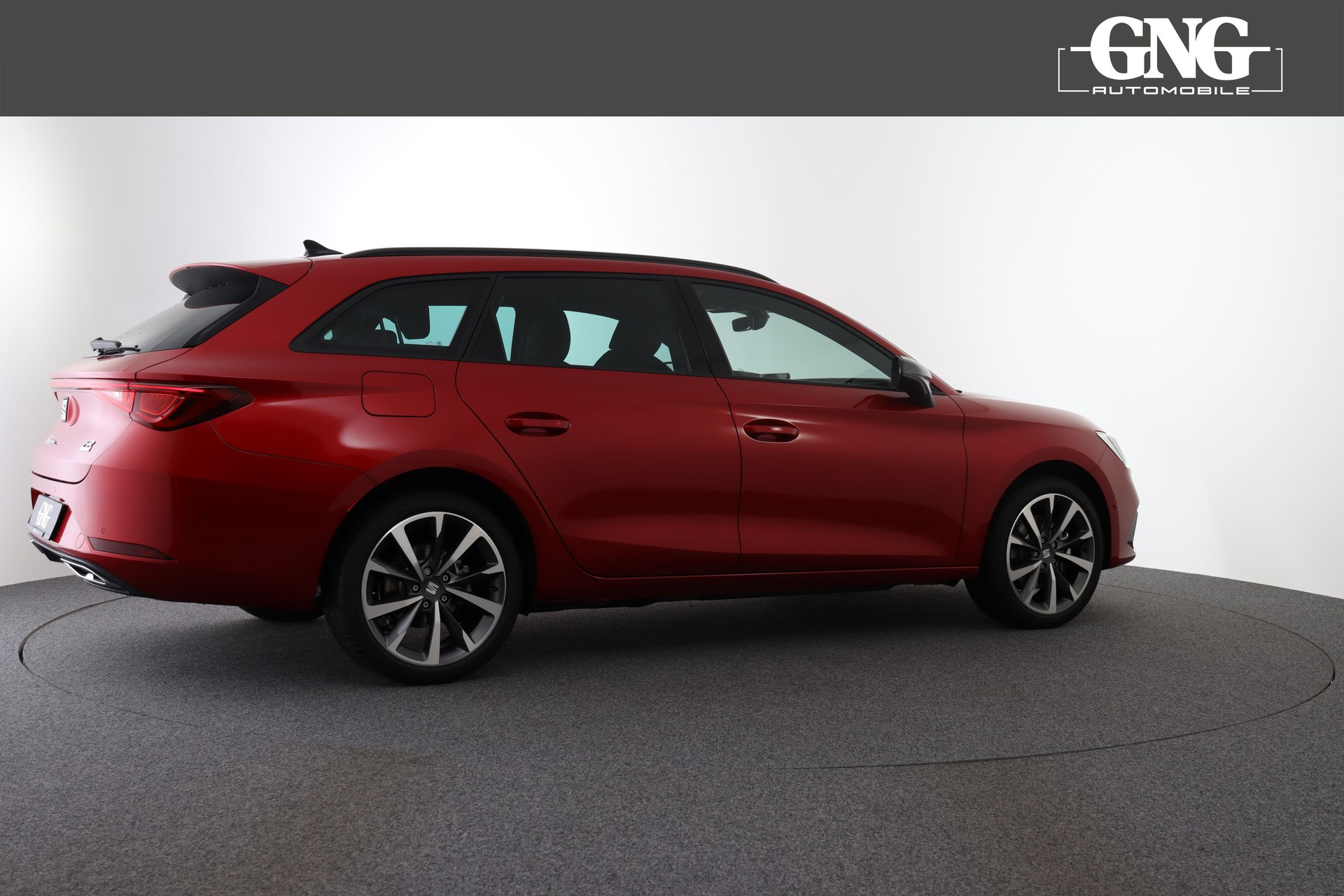 SEAT Leon ST 1.4 eHybrid pHEV DSG Hola FR-image-7