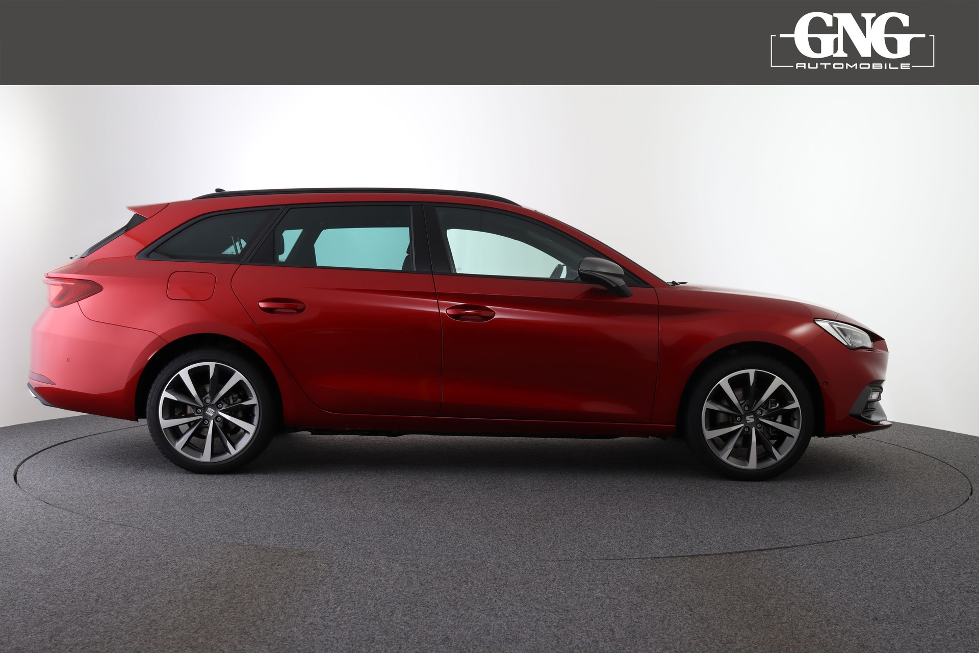SEAT Leon ST 1.4 eHybrid pHEV DSG Hola FR-image-8