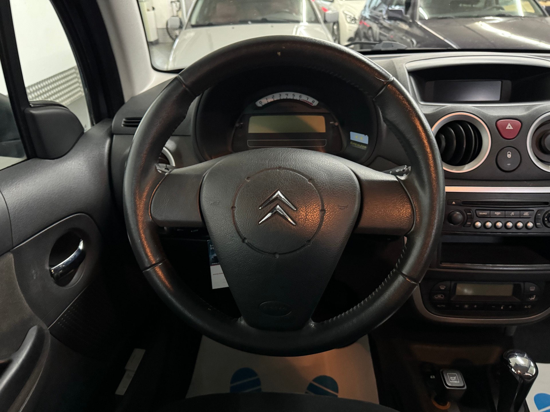 CITROEN C3 1.6i 16V Exclusive-image-14