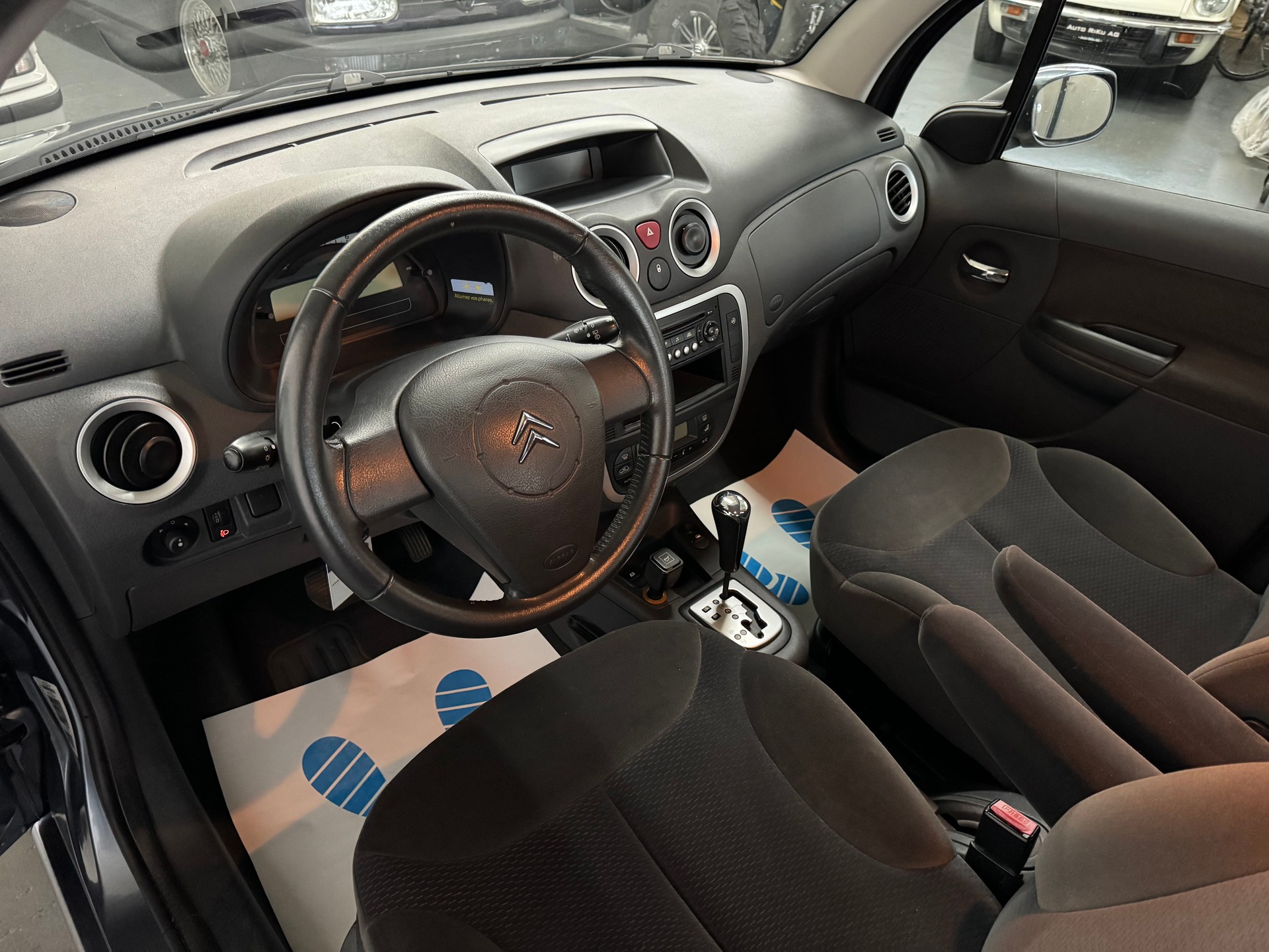 CITROEN C3 1.6i 16V Exclusive-image-10