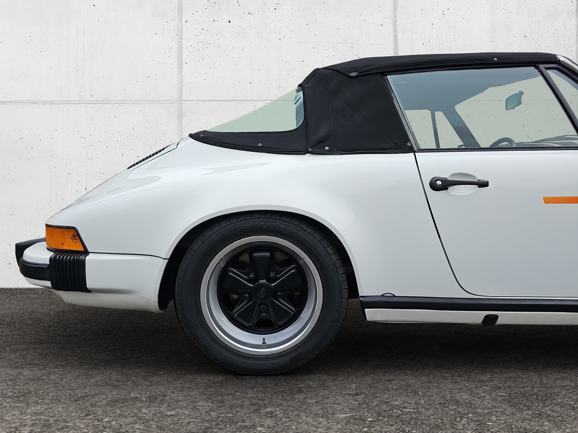 PORSCHE 911 SC Cabrio-image-8