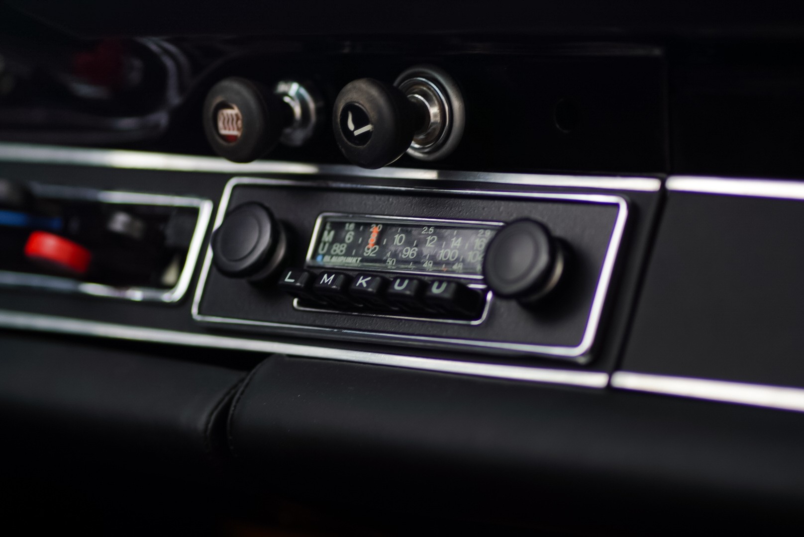 PORSCHE 911-image-10