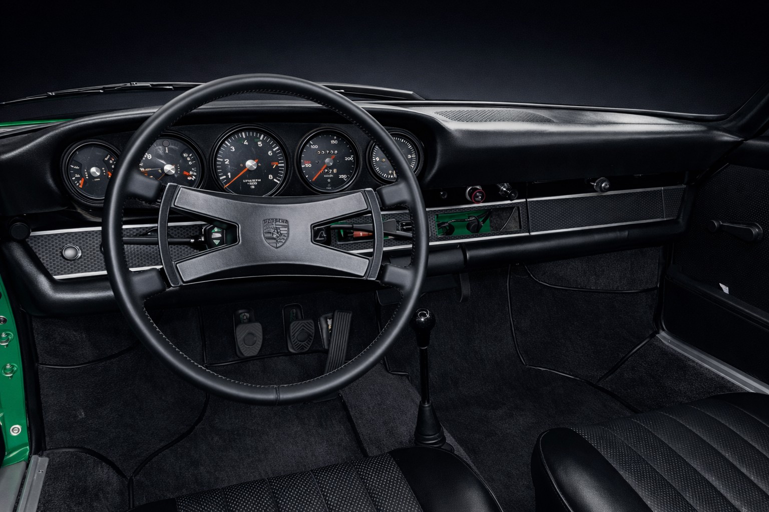 PORSCHE 911-image-8