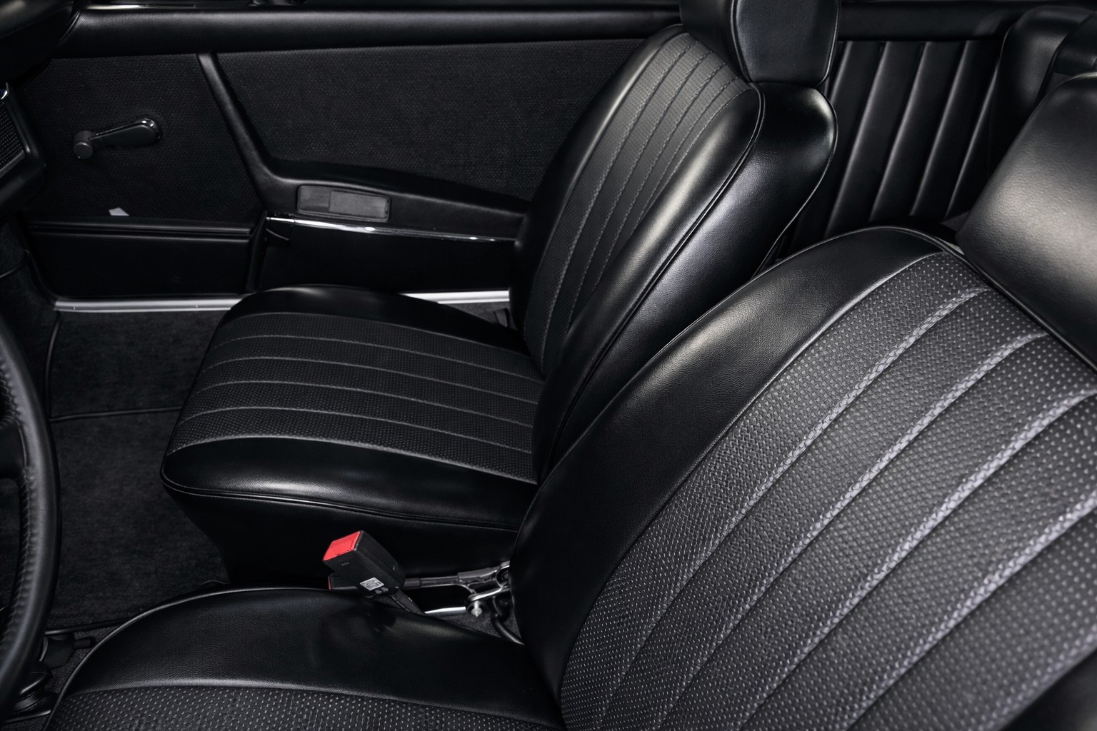 PORSCHE 911-image-7