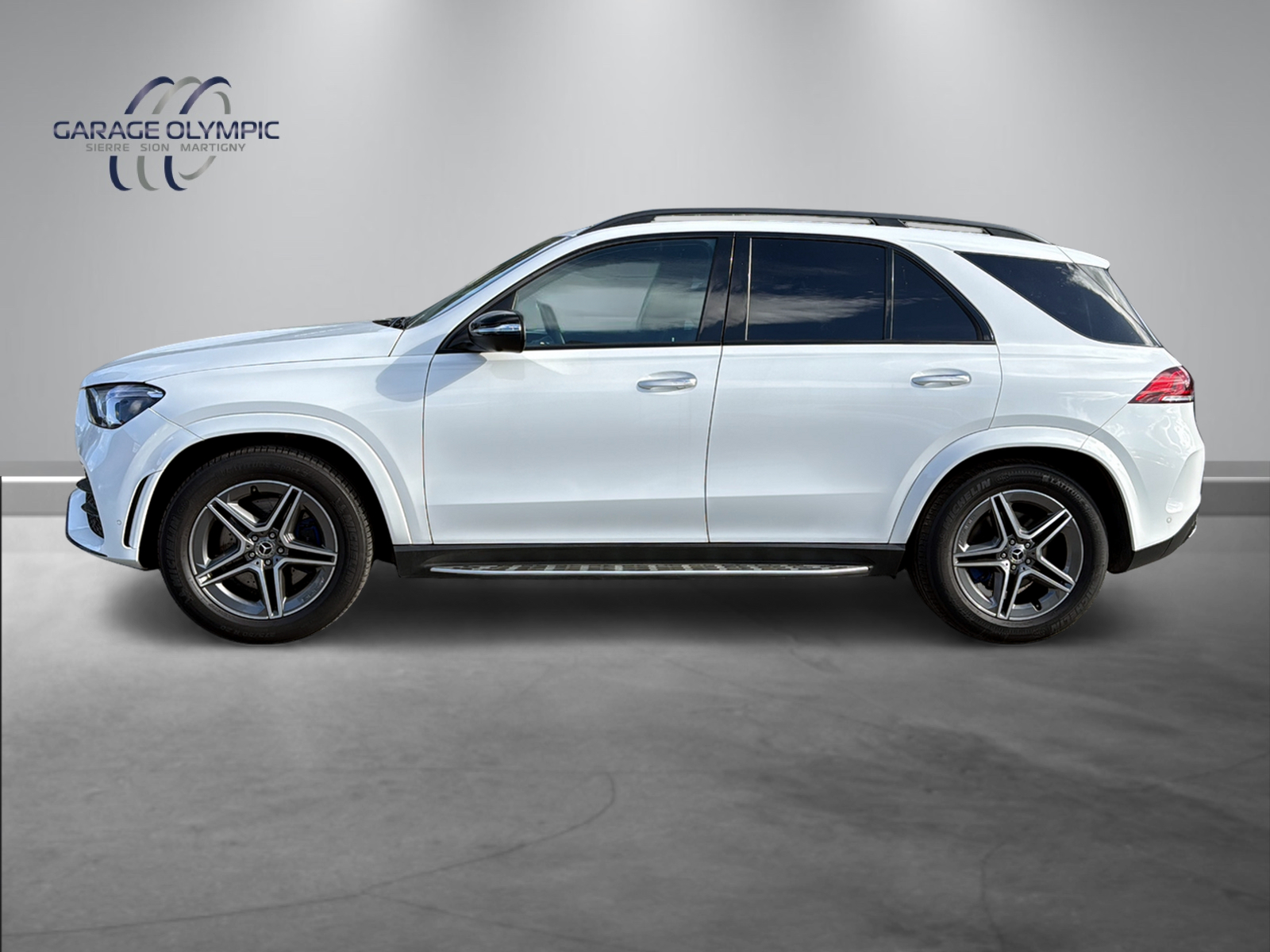 MERCEDES-BENZ GLE 300 d 4Matic 9G-Tronic-image-2