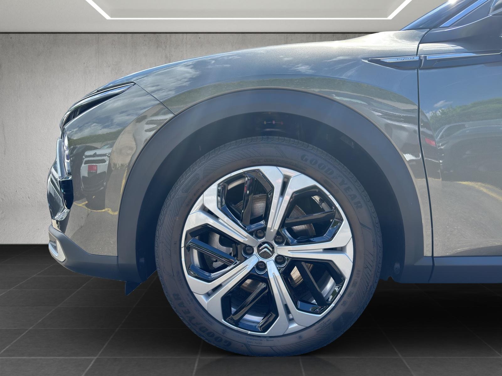 CITROEN C5 X 1.6 Plug-in Hybrid 225 Swiss Edition-image-17