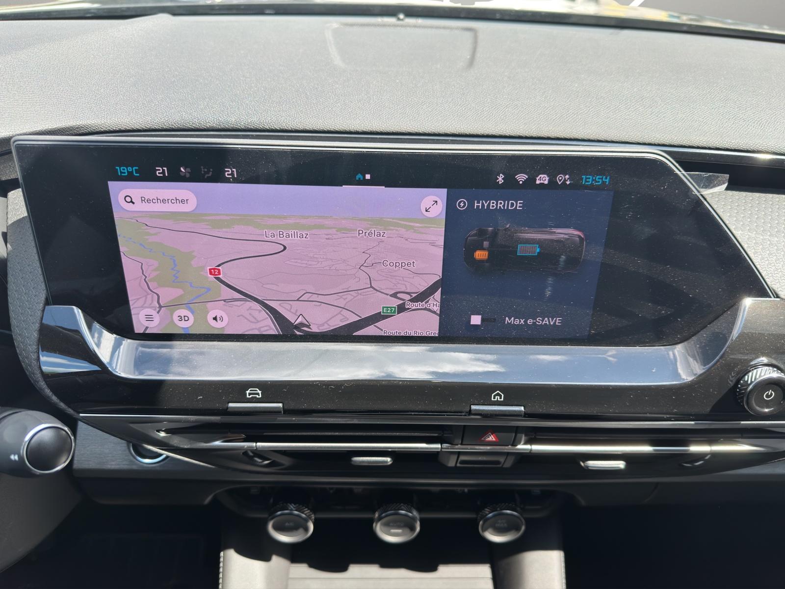 CITROEN C5 X 1.6 Plug-in Hybrid 225 Swiss Edition-image-15