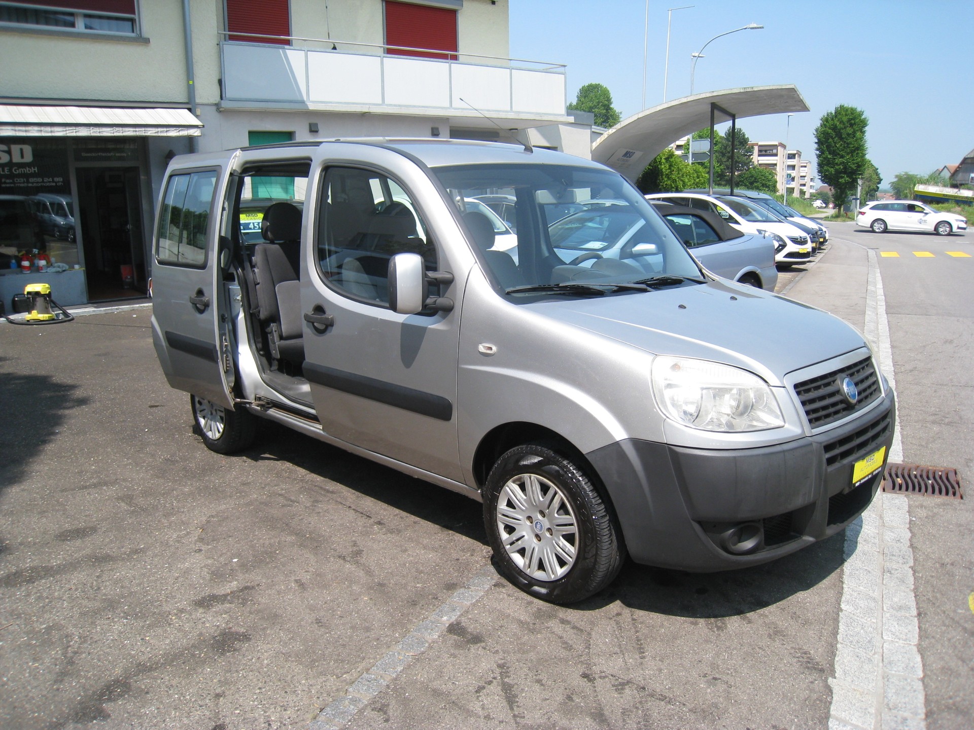 FIAT Doblò 1.6 Bipower Active-image-1