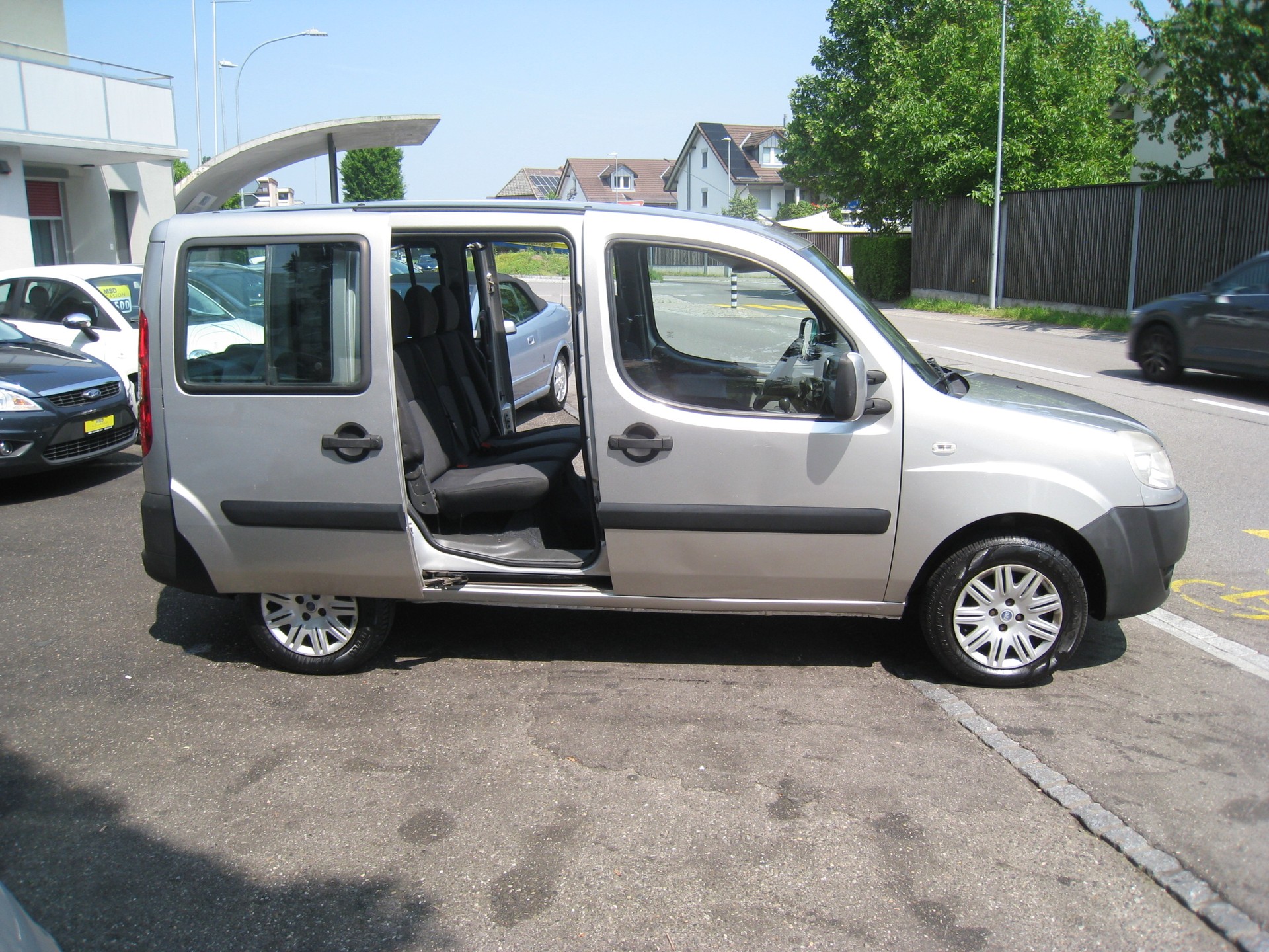 FIAT Doblò 1.6 Bipower Active-image-3