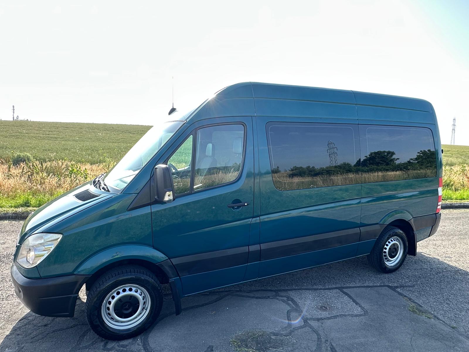 MERCEDES-BENZ 311 CDI-image-1
