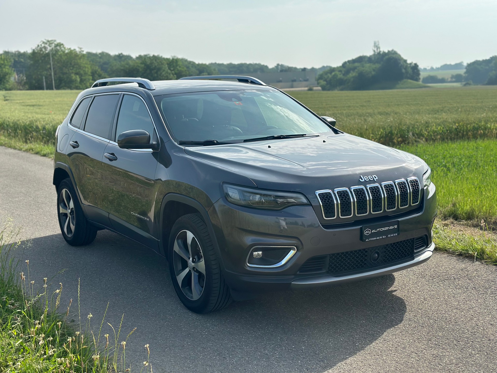 JEEP Cherokee 2.0 Limited AWD Drive I 9ATX-image-4