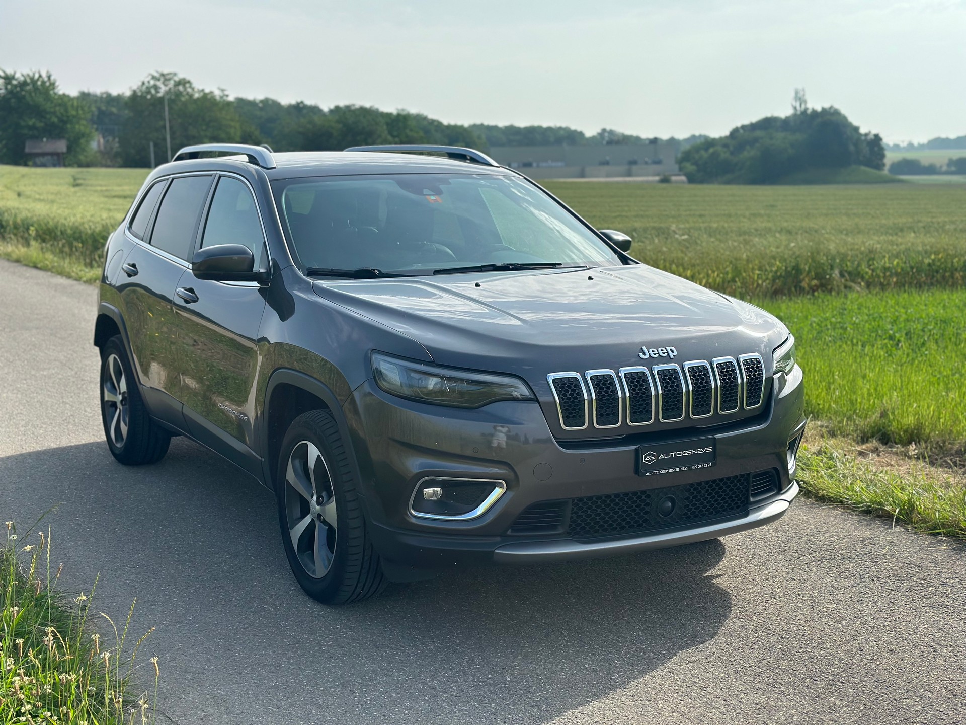 JEEP Cherokee 2.0 Limited AWD Drive I 9ATX-image-9