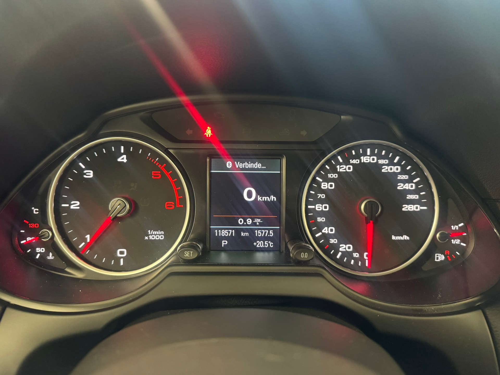 AUDI Q5 3.0 TDI clean quattro S-tronic-image-15