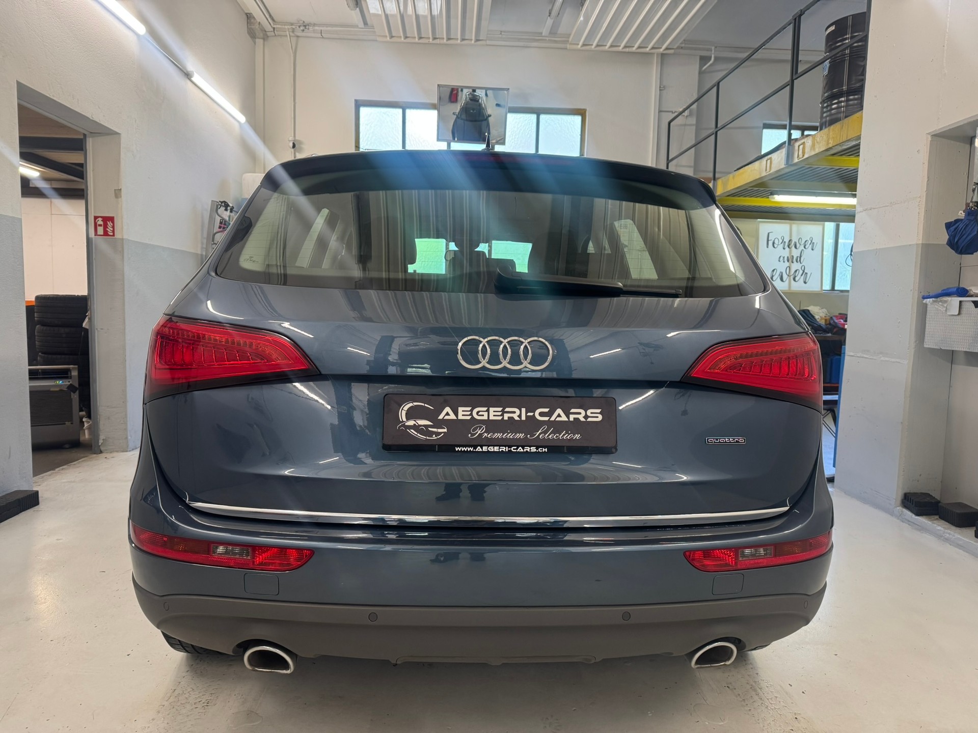 AUDI Q5 3.0 TDI clean quattro S-tronic-image-4