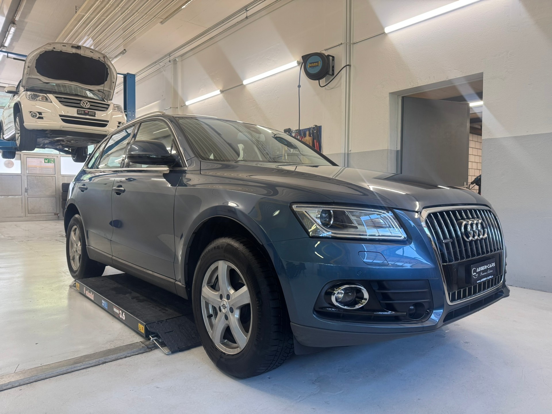 AUDI Q5 3.0 TDI clean quattro S-tronic-showroom-element-2