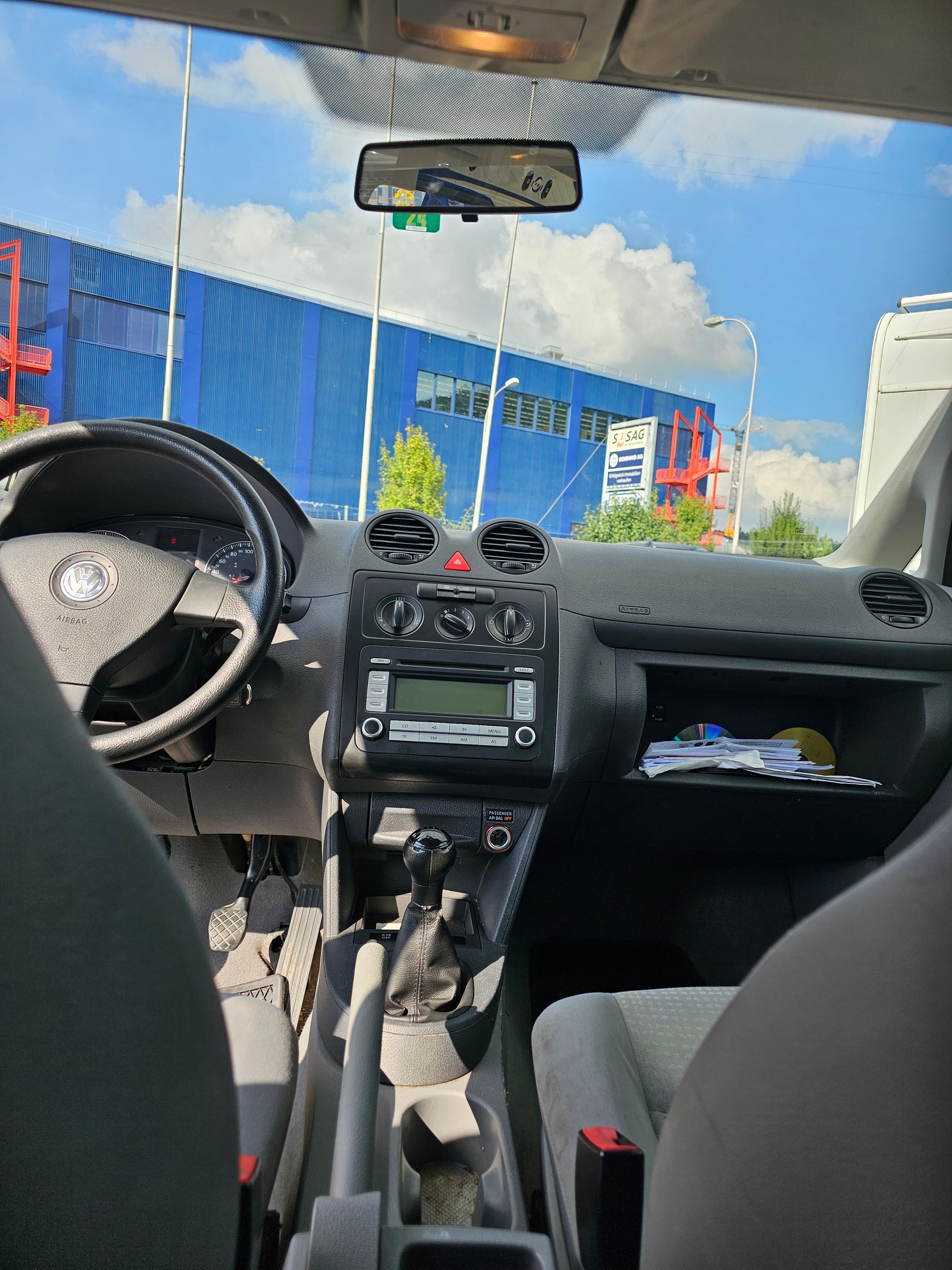 VW Caddy Life 2.0 EcoFuel-image-8