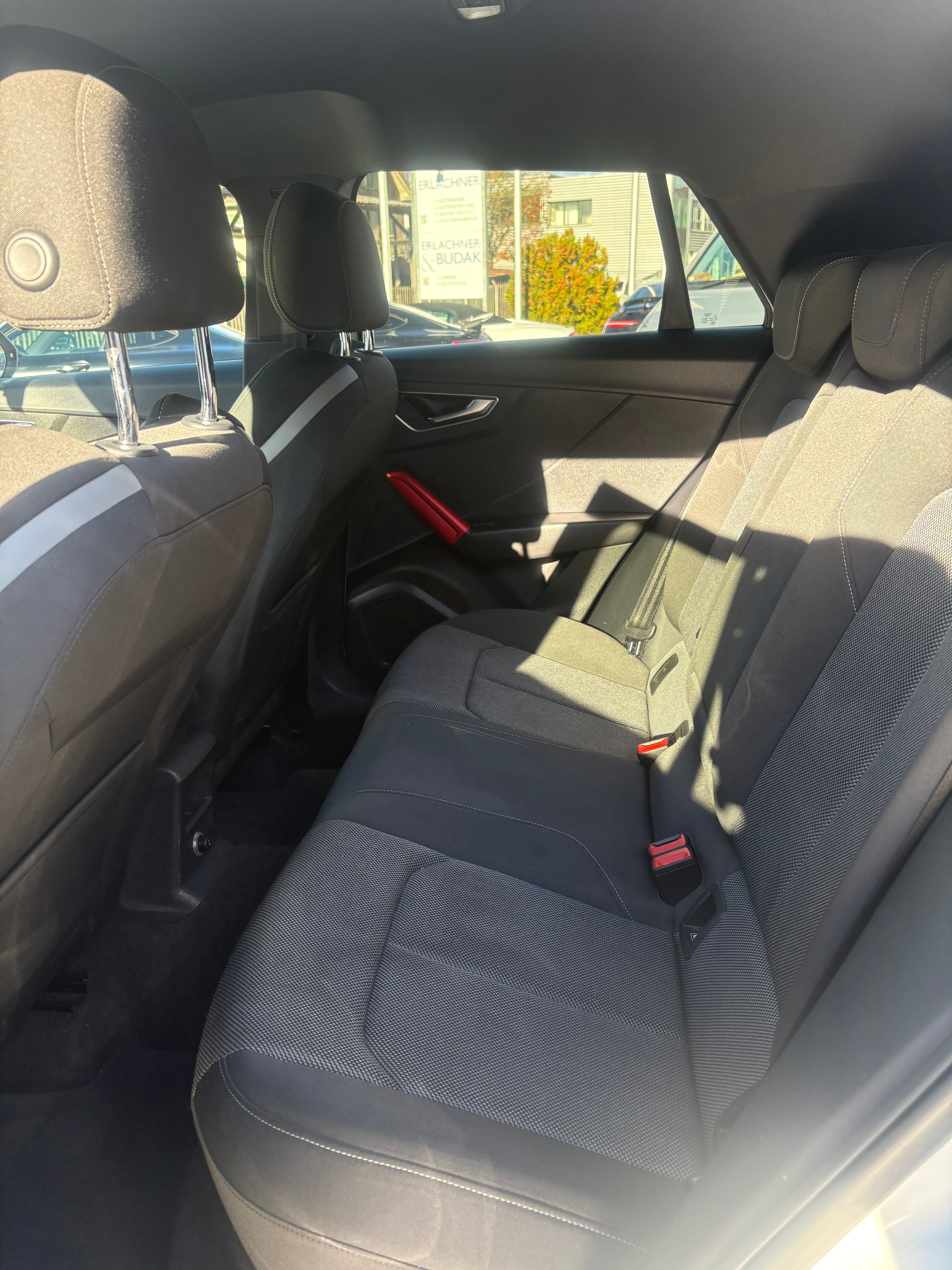 AUDI Q2 2.0 TDI sport quattro S-tronic-image-8