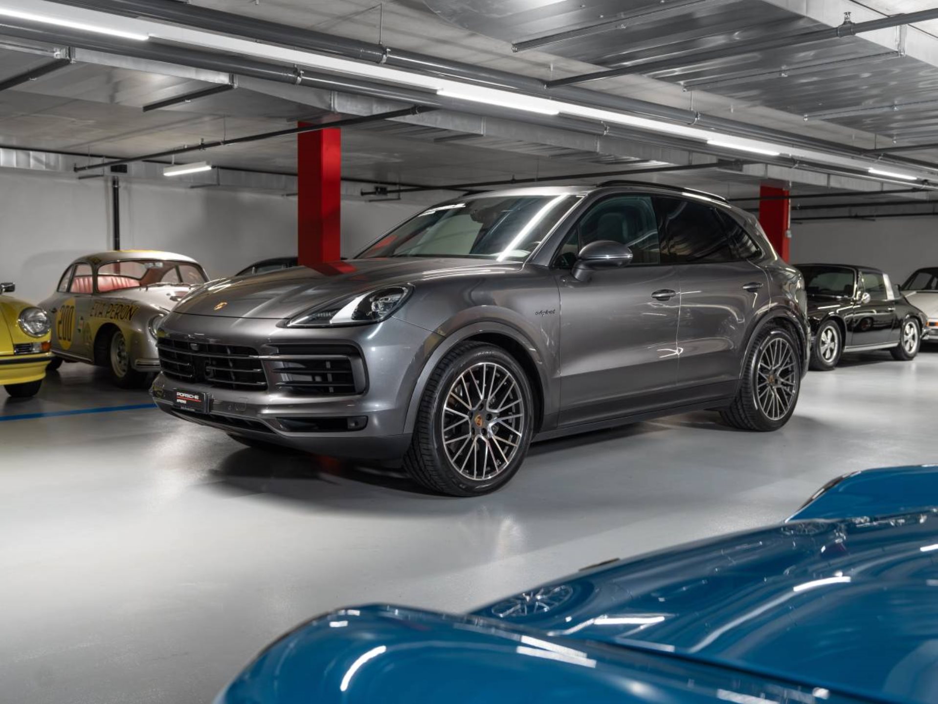 PORSCHE Cayenne E-Hybrid