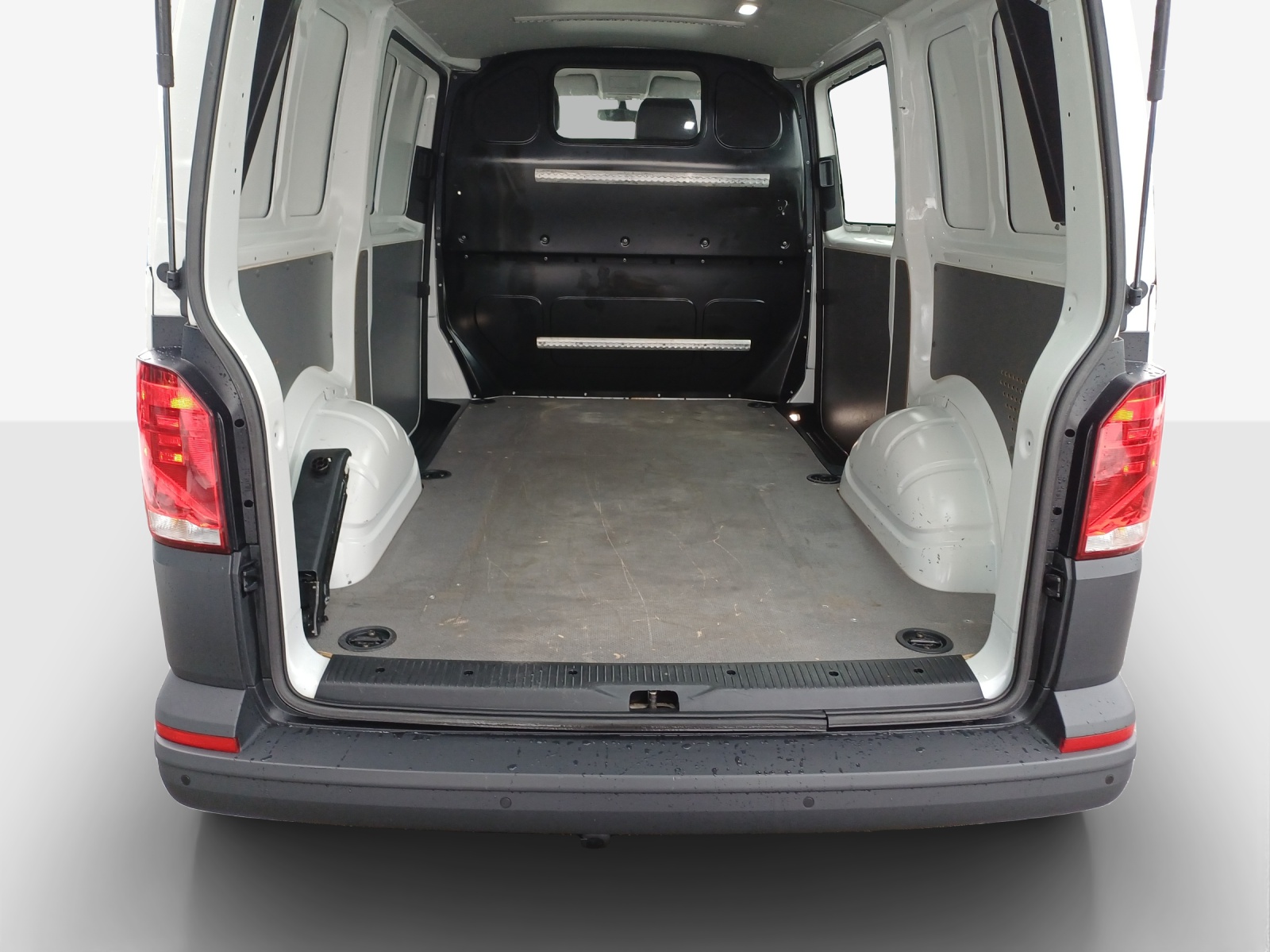VW T6.1 2.0 TDI-image-13