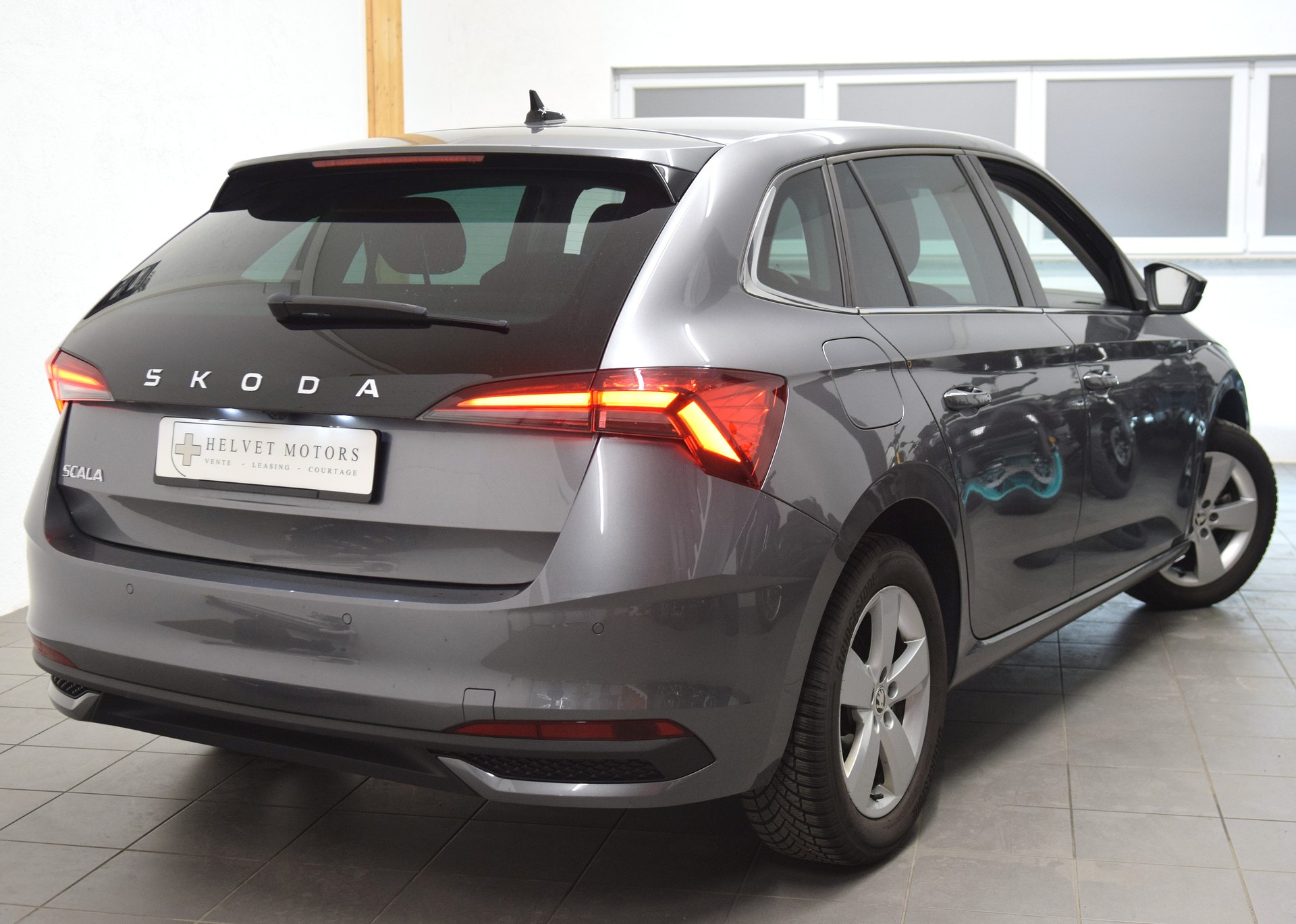 SKODA Scala 1.0 TSI Selection DSG-image-3