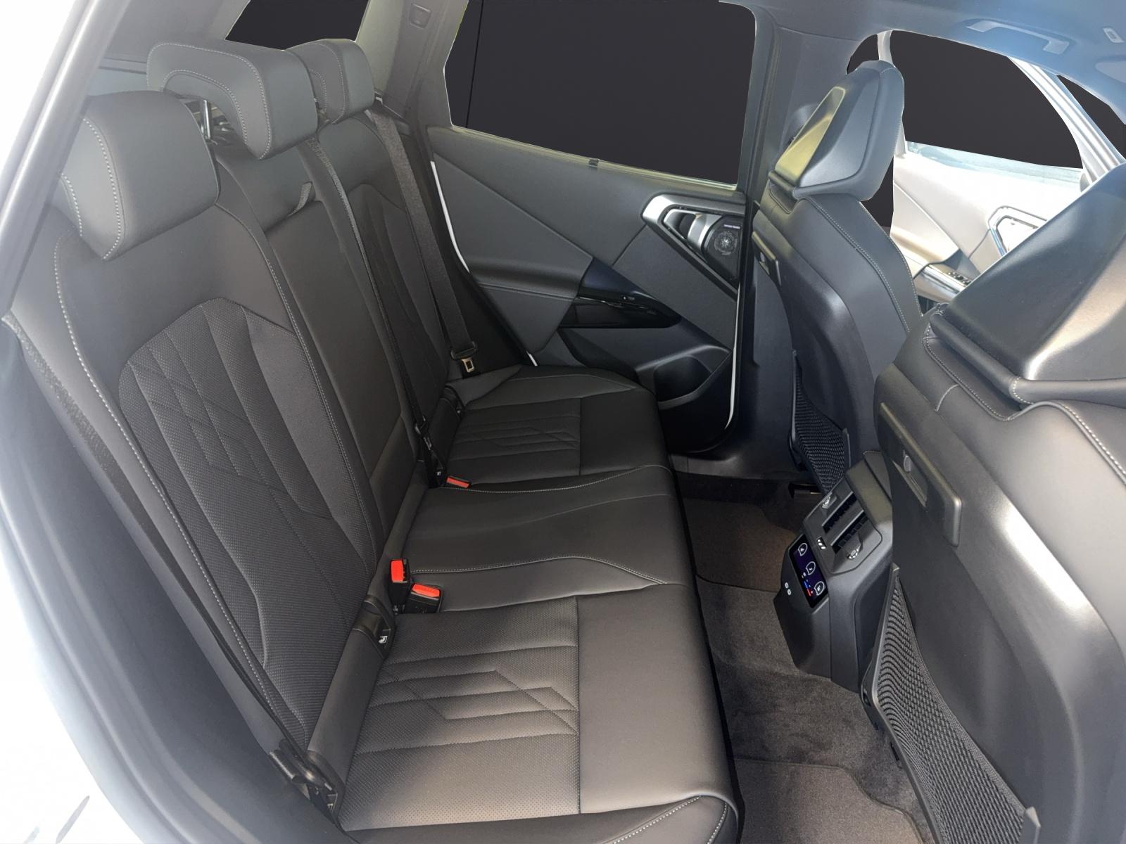 BMW X3 30e xDrive-image-14